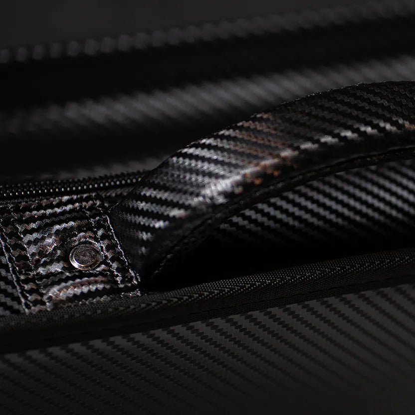 Contoured carrying handle